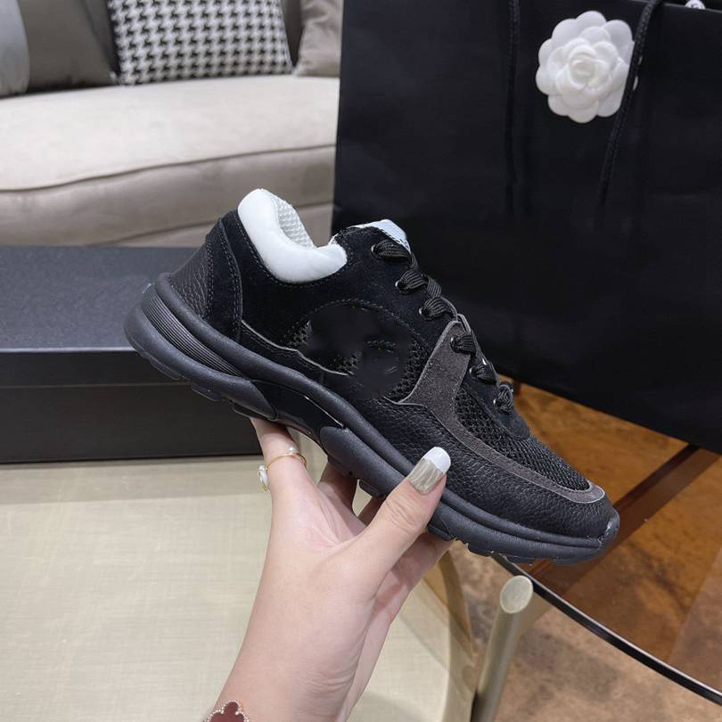 Outdoor Cycling Shoes Fashion Designer Sneakers Women Channel Sports Casual CC Trainer Woman Luxury hfnvbv, With logo
Outdoor Cycling Shoes Fashion Designer Sneakers Women Channel Sports Casual CC Trainer Woman Luxury hfnvbv, With logo