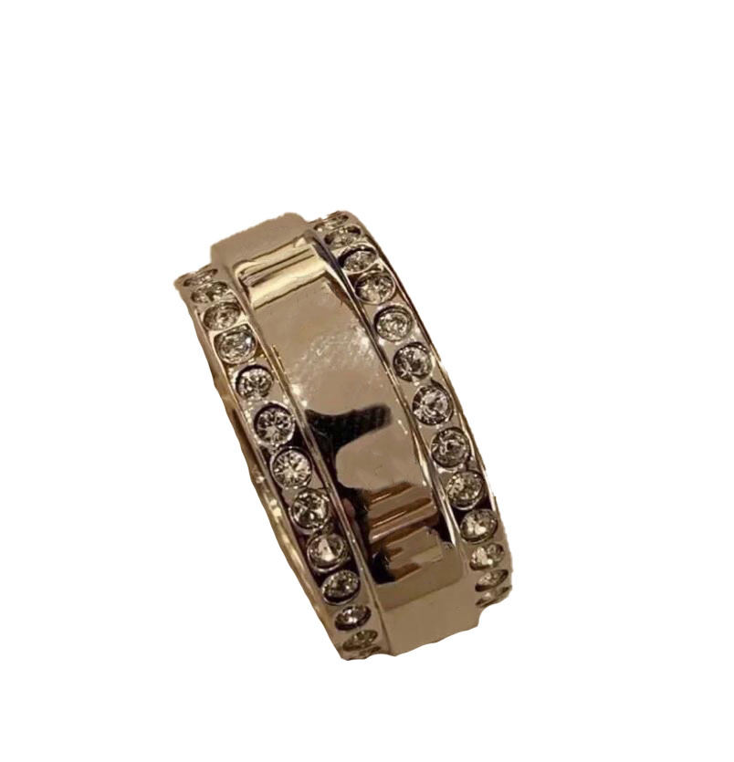 Couple Rings Light luxury full drilling high end light luxury titanium steel does not fade moissanite designer love rings for women mens luxury engagement nail weddi
Couple Rings Light luxury full drilling high end light luxury titanium steel does not fade moissanite designer love rings for women mens luxury engagement nail weddi