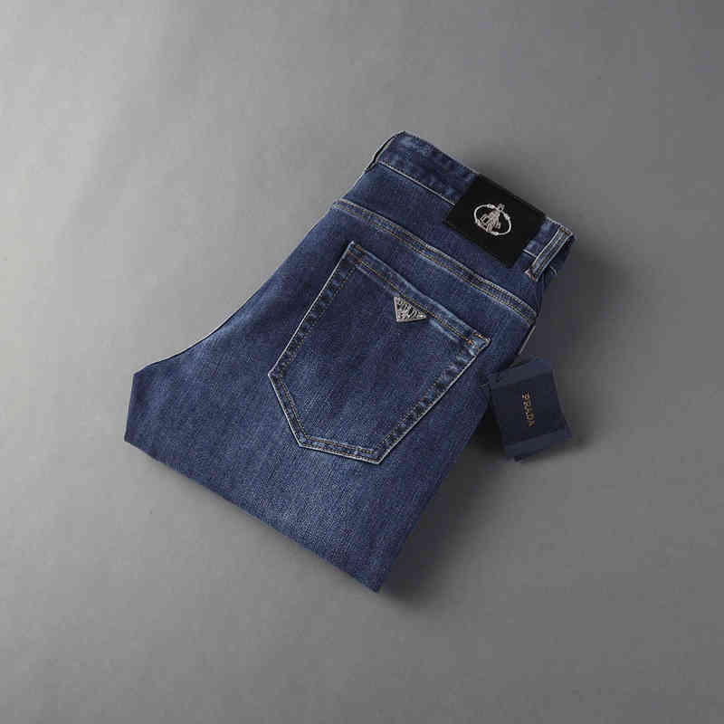 Jeans Men's 2022 High-end Autumn and Winter Men's Jeans Casual Denim Trousers Loose StraightATRX, Navy blue
Jeans Men's 2022 High-end Autumn and Winter Men's Jeans Casual Denim Trousers Loose StraightATRX, Navy blue