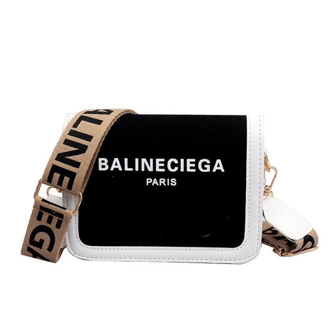 Summer Women Handbags Purse 2022 New Fashion Bags Designer Shoulder Messenger Bags Y220726
Summer Women Handbags Purse 2022 New Fashion Bags Designer Shoulder Messenger Bags Y220726