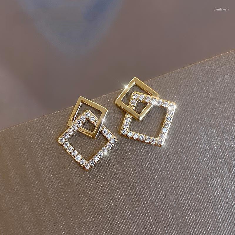 Stud Earrings 2022 South Korea's Exquisite Small Diamond Fashion Temperament Versatile Women's Jewelry
Stud Earrings 2022 South Korea's Exquisite Small Diamond Fashion Temperament Versatile Women's Jewelry