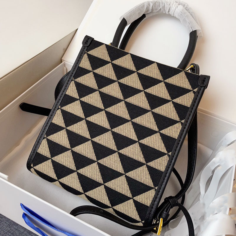 Designer Tote Symbole Bags Ladies Handbag Triangle Symbole Jacquards Fabric Embroidered Leather Fashion Messenger Shoulder Bag, Color 1 17x19x6cm
Designer Tote Symbole Bags Ladies Handbag Triangle Symbole Jacquards Fabric Embroidered Leather Fashion Messenger Shoulder Bag, Color 1 17x19x6cm
