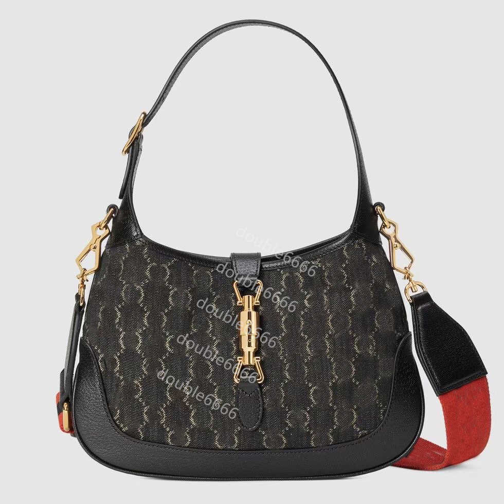 Classics Hobo Bag Mini Leather Designer Cross Body Small Handbag Designers Luxurys Womens Handle Bags Lock Purse Wallet Totes 63706
Classics Hobo Bag Mini Leather Designer Cross Body Small Handbag Designers Luxurys Womens Handle Bags Lock Purse Wallet Totes 63706