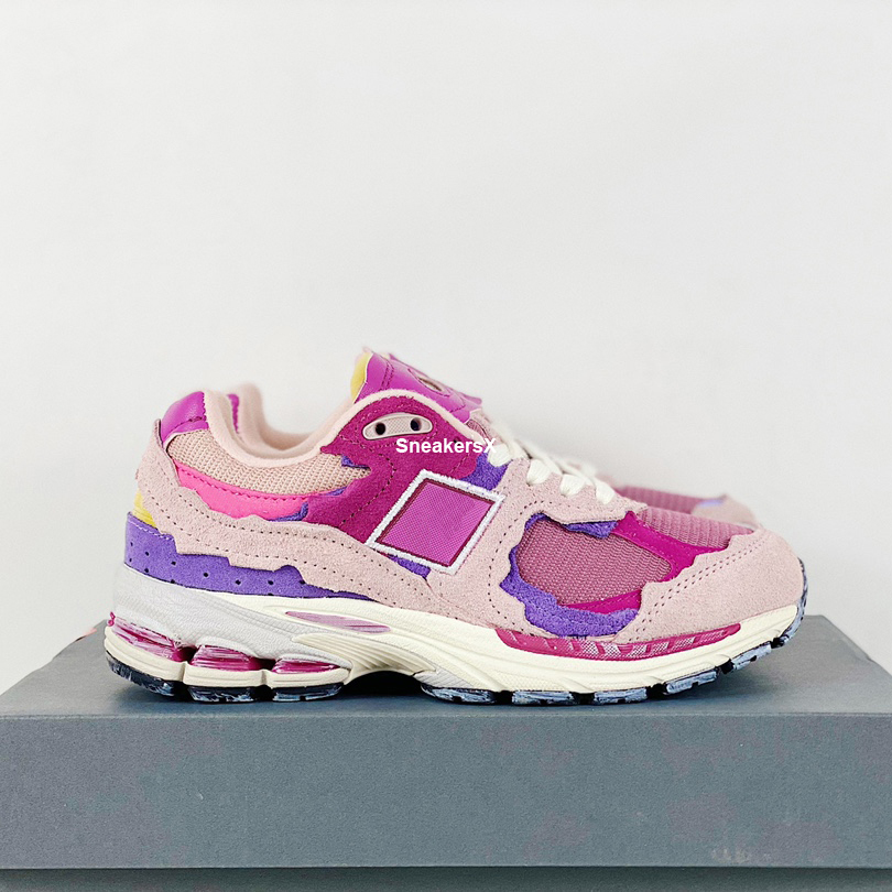 2002R Protection Pack Pink Running Shoes for Men M2002R Sports Shoe Mens Sneakers Womens Trainers Women Athletic Man Sneaker M2002RDH
2002R Protection Pack Pink Running Shoes for Men M2002R Sports Shoe Mens Sneakers Womens Trainers Women Athletic Man Sneaker M2002RDH