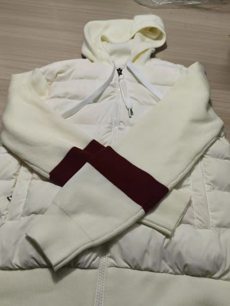 2021 new knitted stitching down jacketmens jacket France monclair Luxury Brand hoodie jumper 'NFC' Highs Quality sweatshirts Size --XL, Sold out
2021 new knitted stitching down jacketmens jacket France monclair Luxury Brand hoodie jumper 'NFC' Highs Quality sweatshirts Size --XL, Sold out