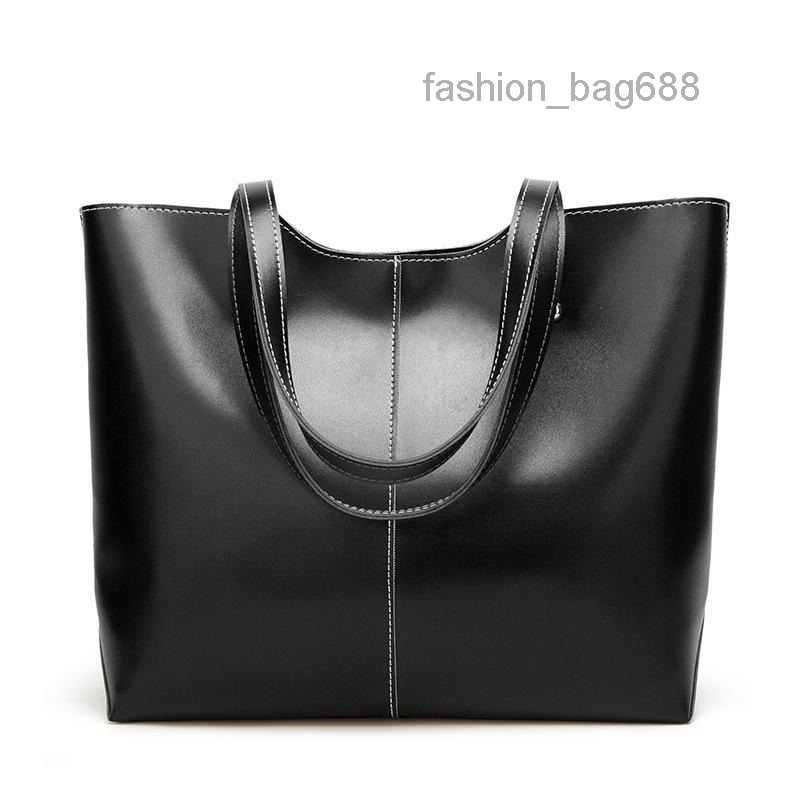 Evening Bags womens designer purses handbags Large Capacity Tote Bag Casual Pu Women Shoulder BagS black
Evening Bags womens designer purses handbags Large Capacity Tote Bag Casual Pu Women Shoulder BagS black