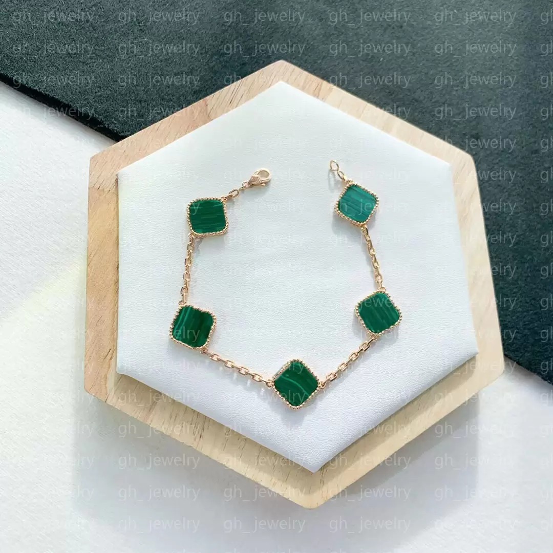 Fashion Classic 4/Four Leaf Clover Charm Bracelets Link Chain 18K Gold Agate Shell Mother-of-Pearl for Women&Girl Wedding Mother Designer Jewelry Women gifts love Van
Fashion Classic 4/Four Leaf Clover Charm Bracelets Link Chain 18K Gold Agate Shell Mother-of-Pearl for Women&Girl Wedding Mother Designer Jewelry Women gifts love Van