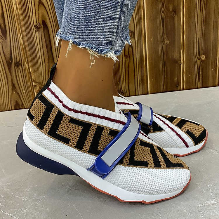 Sandals Designer Sandals Flat Slippers Slippery Sandals Women 'S Beach Shoes Luxury Top Fashion Summer Outdoor Floor Ladies Alphabet Denim Classic
Sandals Designer Sandals Flat Slippers Slippery Sandals Women 'S Beach Shoes Luxury Top Fashion Summer Outdoor Floor Ladies Alphabet Denim Classic