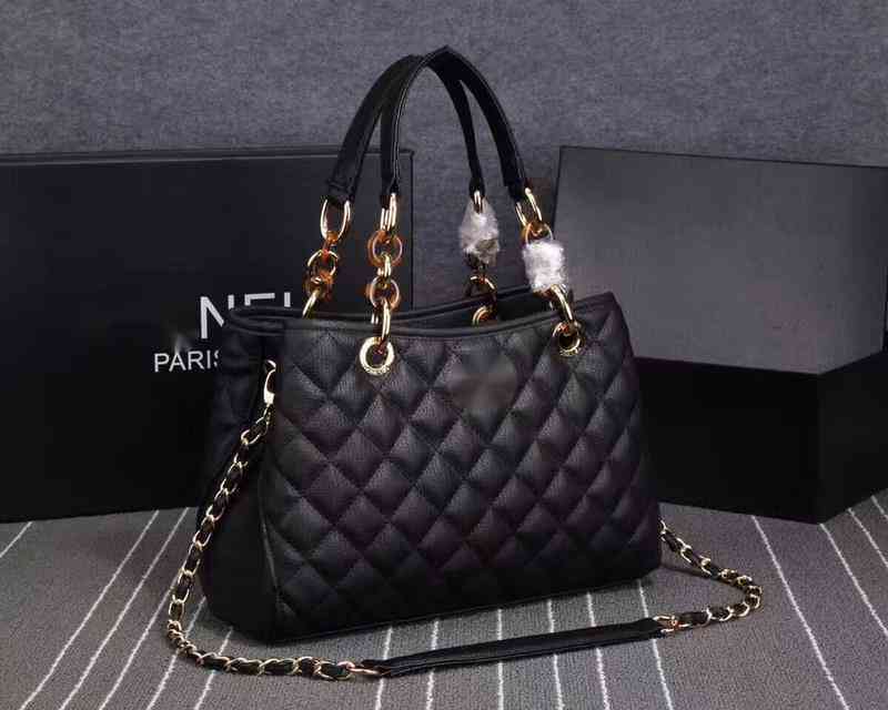 Handbags Luxury Brand Design 8901 Letter Shoulder Chain Cc Bag Woman's Jumbo Maxi Gst Shopping Lambskin Leather Vintage Plaid Handbag Messenger, Picture show
Handbags Luxury Brand Design 8901 Letter Shoulder Chain Cc Bag Woman's Jumbo Maxi Gst Shopping Lambskin Leather Vintage Plaid Handbag Messenger, Picture show