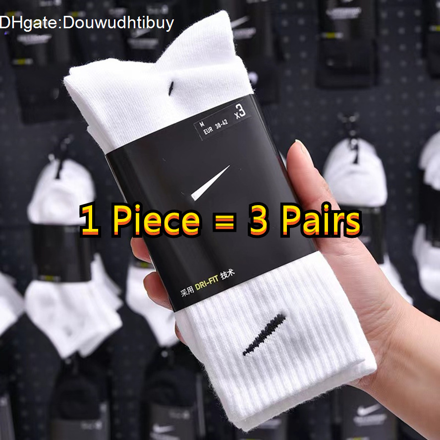 Mens Socks Women Men High Quality Cotton All-match Classic Ankle Hook Breathable Black and White Football Basketball Sports Sock, Black short tube*3 
Mens Socks Women Men High Quality Cotton All-match Classic Ankle Hook Breathable Black and White Football Basketball Sports Sock, Black short tube*3