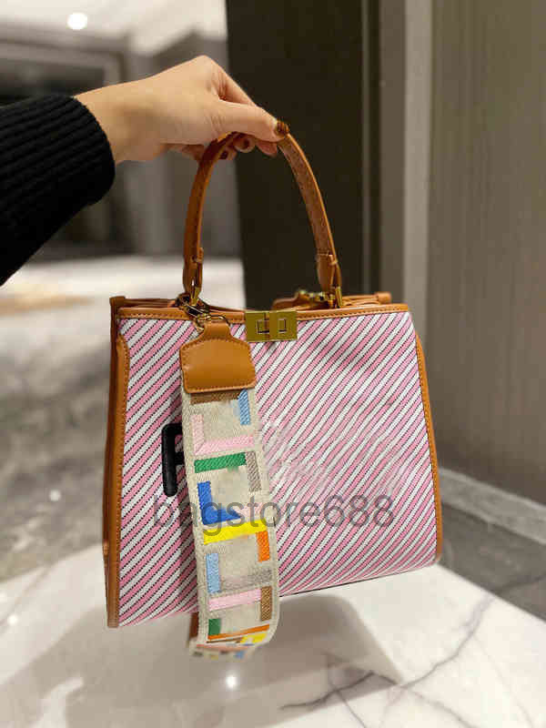 Canvas Crossbody Bag Paris Brand Letter Handbags Stripes Shopping Beach shoulder Tote Luxurys Designers Highs Quality, Blue
Canvas Crossbody Bag Paris Brand Letter Handbags Stripes Shopping Beach shoulder Tote Luxurys Designers Highs Quality, Blue