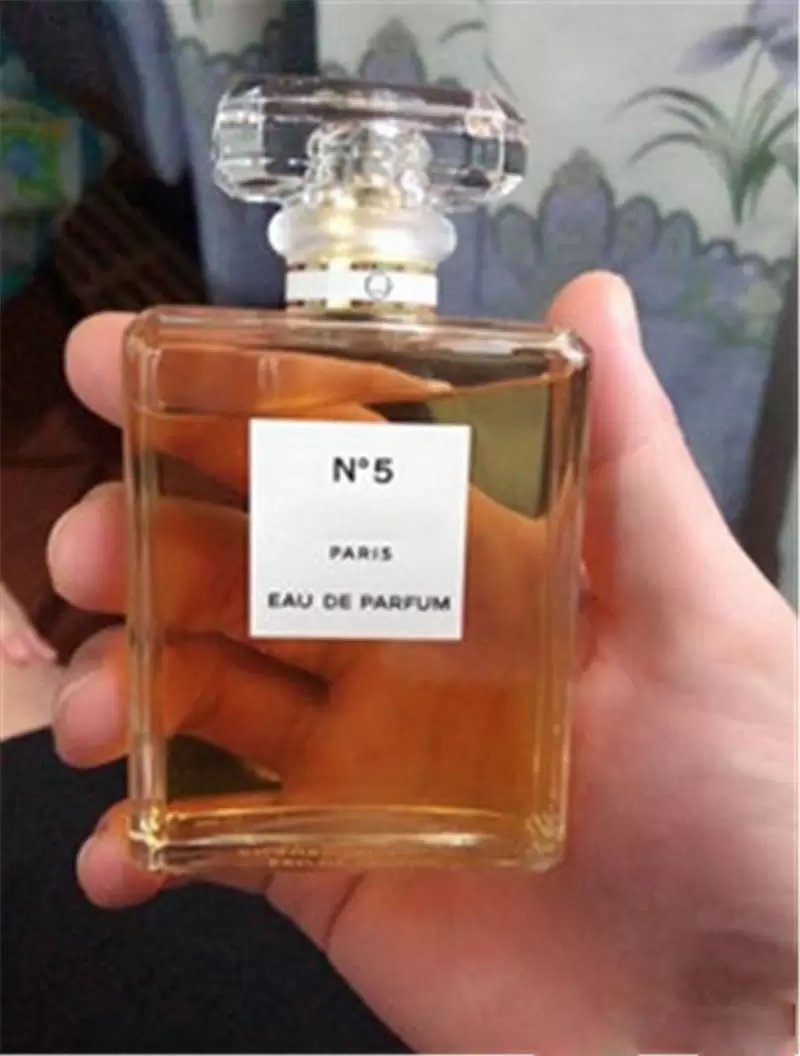2022 perfumes women fragrances yellow no5 parfum woman spray 100ml oriental vanilla notes EDP counter edition
2022 perfumes women fragrances yellow no5 parfum woman spray 100ml oriental vanilla notes EDP counter edition