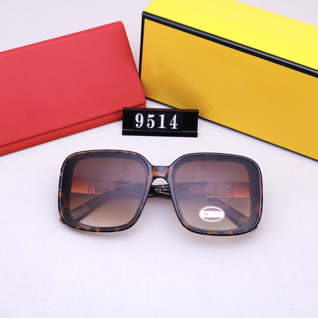 Beach Sun Designer Luxury Sunglasses Adumbral With Box Of Stylish Polarized Goggle Glasses For Men And Women 22091604CZ
Beach Sun Designer Luxury Sunglasses Adumbral With Box Of Stylish Polarized Goggle Glasses For Men And Women 22091604CZ