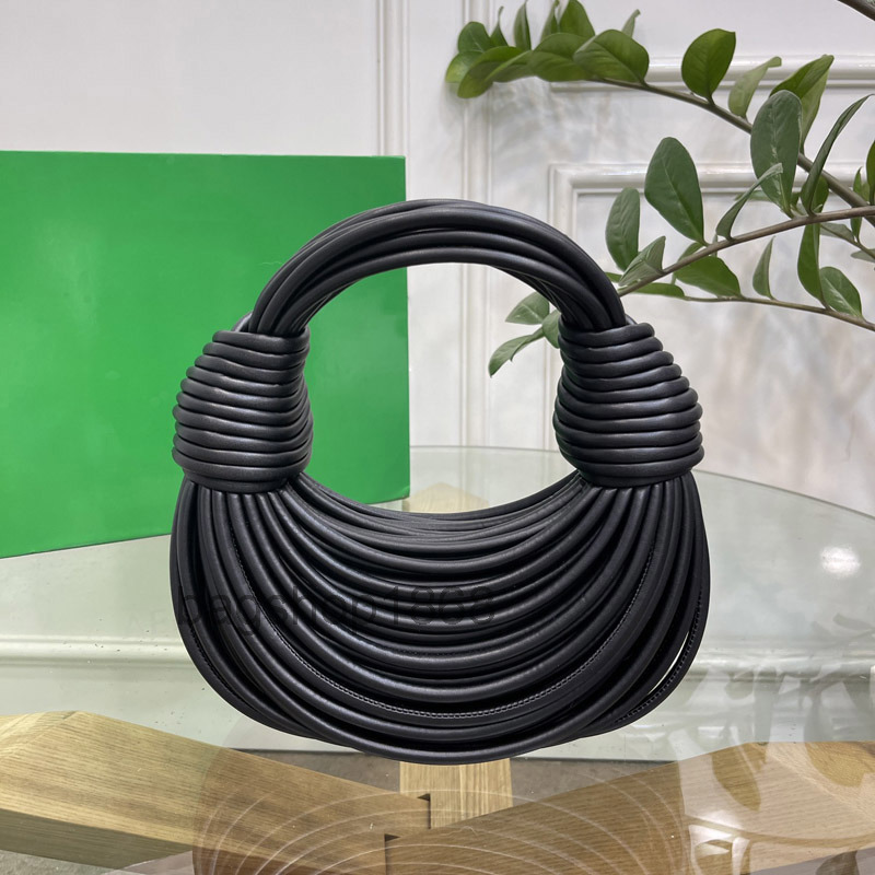 22s Designer Bag Designer Luxury Handbags Jodie Ramen Clutch Large Tote Bag Shoulder Bags Cradle Triangle Underarm Birkinleather Shopping Ba
22s Designer Bag Designer Luxury Handbags Jodie Ramen Clutch Large Tote Bag Shoulder Bags Cradle Triangle Underarm Birkinleather Shopping Ba