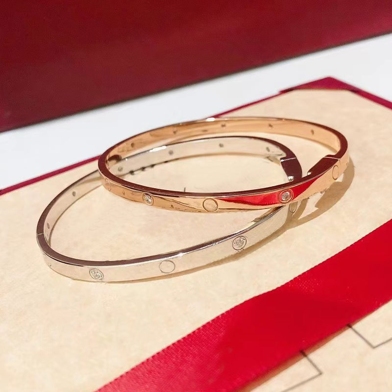 Luxury Designer 4MM Narrow Titanium Steel Bangle Bracelets Ladies Men's Love Bracelet for woman Silver Rose Gold Screwdriver Nail Couple Jewelry womens Band
Luxury Designer 4MM Narrow Titanium Steel Bangle Bracelets Ladies Men's Love Bracelet for woman Silver Rose Gold Screwdriver Nail Couple Jewelry womens Band