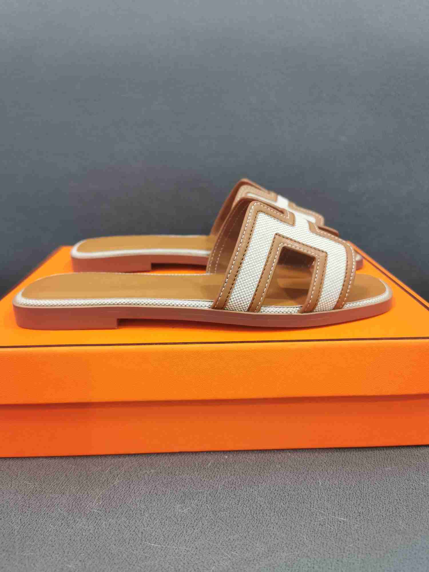Sandals Ladies Oran Sandals Beach Shoes Jelly Shoes Slippers Casual Leather 35-42 Sizes, 15
Sandals Ladies Oran Sandals Beach Shoes Jelly Shoes Slippers Casual Leather 35-42 Sizes, 15