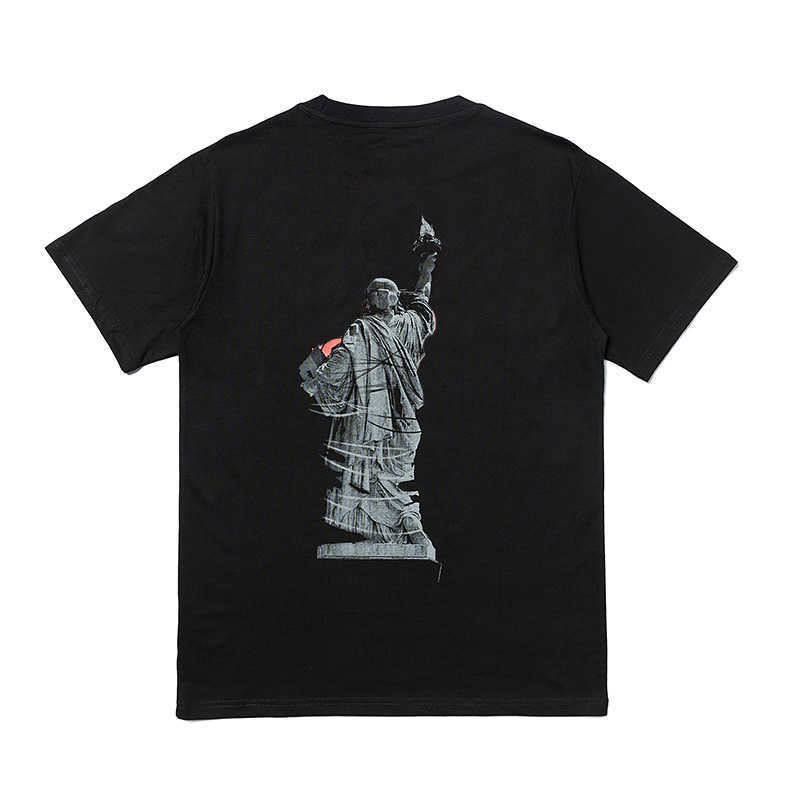 2022 Mens Designer T Shirt New Arrival Men Women High Quality Casual Short Sleeve Mens Hip Hop Tee 2 Colors, White (red v)
2022 Mens Designer T Shirt New Arrival Men Women High Quality Casual Short Sleeve Mens Hip Hop Tee 2 Colors, White (red v)