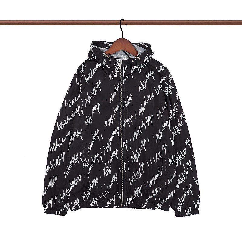 European American mens jackets fashion classic nylon waterproof fabric loose and comfortable solid color stitching fine workmanship and thin jackets
European American mens jackets fashion classic nylon waterproof fabric loose and comfortable solid color stitching fine workmanship and thin jackets