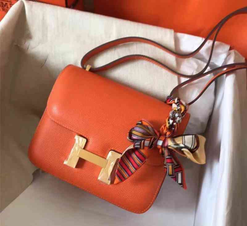 Bags Herme Leather Designer Bag bag 2022 new leather h-button Single Shoulder Messenger tofu cow le, Black
Bags Herme Leather Designer Bag bag 2022 new leather h-button Single Shoulder Messenger tofu cow le, Black
