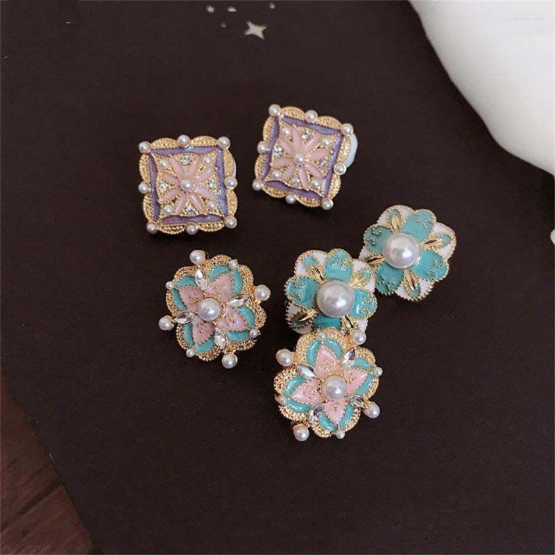 Stud Earrings Female Alloy Square Pearl Party Gift Girl Flower Korean Style Fashion Jewelry Women
Stud Earrings Female Alloy Square Pearl Party Gift Girl Flower Korean Style Fashion Jewelry Women