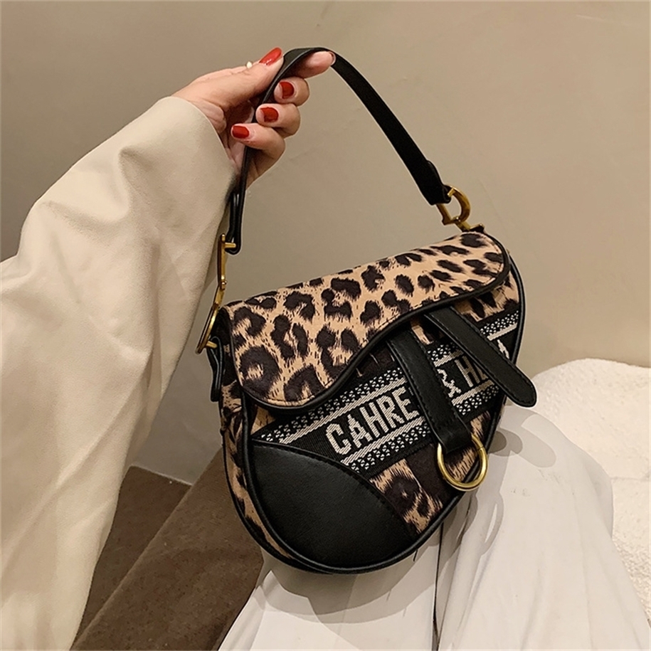 59% Off Shoulder Bags on sell women's bags can be customized mixed batches French female autumn net red leopard print saddle foreign style broadband, Houndstooth
59% Off Shoulder Bags on sell women's bags can be customized mixed batches French female autumn net red leopard print saddle foreign style broadband, Houndstooth