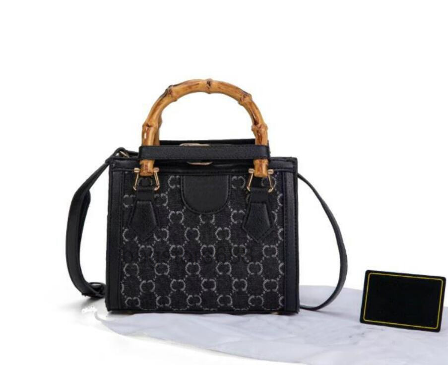 luxury bag 2022 Fashions leather Crossbody Bags tote Nylon Shoulder bag wallet Purse Luxury Designer Diana Bamboo tote Handbags hobo Handbag
luxury bag 2022 Fashions leather Crossbody Bags tote Nylon Shoulder bag wallet Purse Luxury Designer Diana Bamboo tote Handbags hobo Handbag