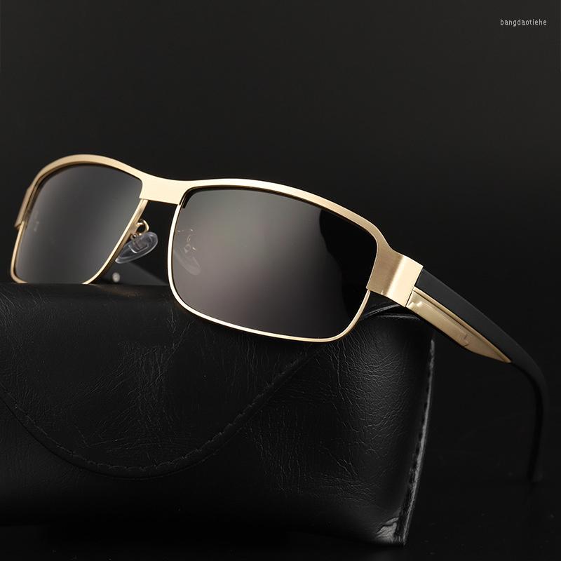 Sunglasses LONSY Vintage Black Pochromic Men Polarized Driving Chameleon Glasses Male Change Color Classic Sun UV400
Sunglasses LONSY Vintage Black Pochromic Men Polarized Driving Chameleon Glasses Male Change Color Classic Sun UV400