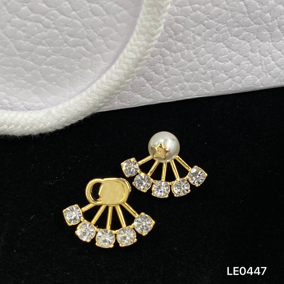 Fashion gold hoop earrings for lady women Party wedding lovers gift engagement jewelry RY629
Fashion gold hoop earrings for lady women Party wedding lovers gift engagement jewelry RY629