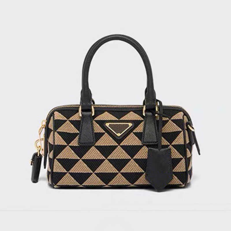 Evening Bags Designer Small Symbole jacquard fabric Bag Tote Triangle pillow Shoulder Bags Womens Luxury Speedy Crobody Handbag, Coffee
Evening Bags Designer Small Symbole jacquard fabric Bag Tote Triangle pillow Shoulder Bags Womens Luxury Speedy Crobody Handbag, Coffee