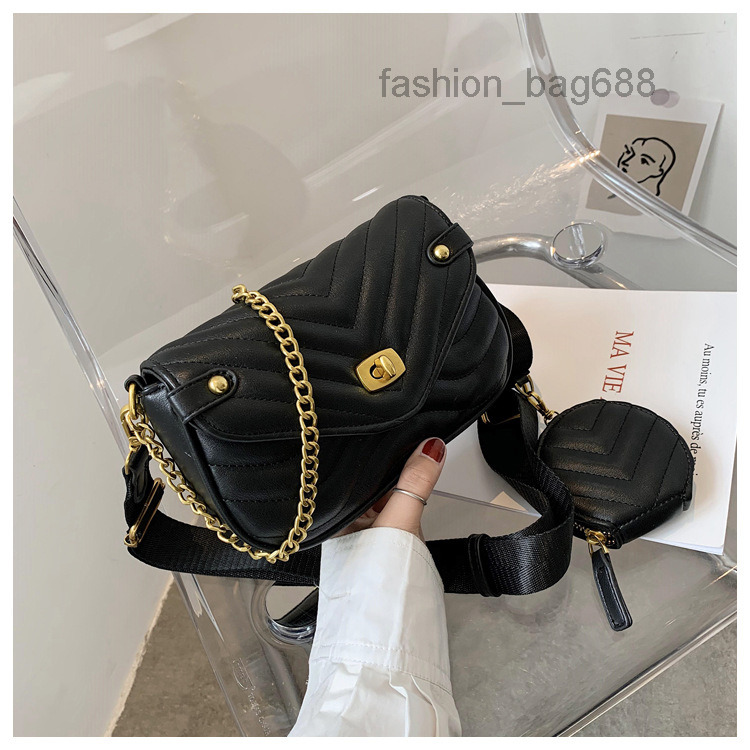 Evening Bags French Texture Popular Small Bag Womens New Net Red Summer Single Shoulder Bag Chain Messenger Bag Girl, Black
Evening Bags French Texture Popular Small Bag Womens New Net Red Summer Single Shoulder Bag Chain Messenger Bag Girl, Black