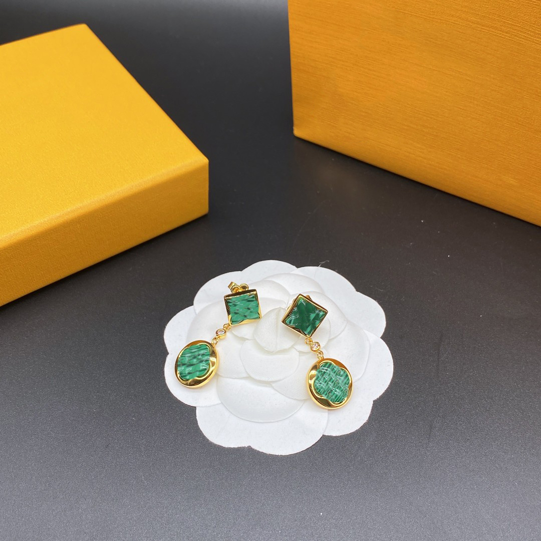 Designer 925 Silver Pin Earrings dangles Gold Charm Earrings for Woman Diamond Shape Earring Brass Fashion Jewelry Supply RY616 
Designer 925 Silver Pin Earrings dangles Gold Charm Earrings for Woman Diamond Shape Earring Brass Fashion Jewelry Supply RY616