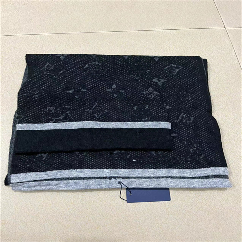 Classic 2022 Designer Pashmina Women mens knitted Scarf Hat Femmes Scadroet Set Winter Warm Hats and scarves Beanie Hat for men With
Classic 2022 Designer Pashmina Women mens knitted Scarf Hat Femmes Scadroet Set Winter Warm Hats and scarves Beanie Hat for men With