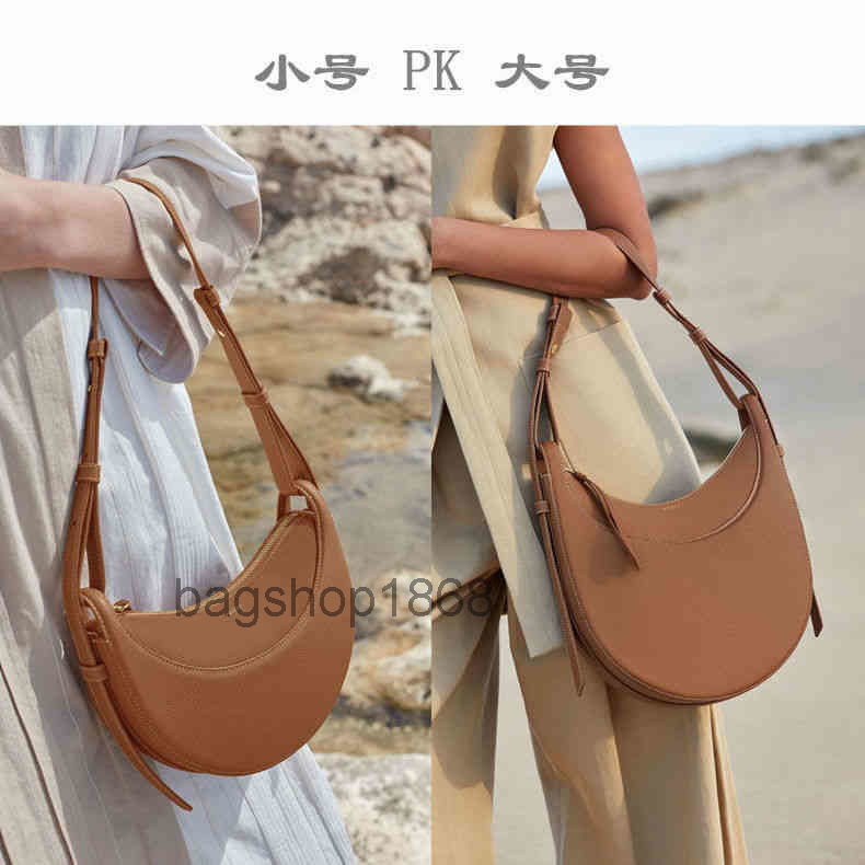 22s Designer Bag Crescent Polene Moon Armpit Leather Bag Female 2022 Spring and Summer Fashion French Minority Design Poleno, Gray large litchi peel
22s Designer Bag Crescent Polene Moon Armpit Leather Bag Female 2022 Spring and Summer Fashion French Minority Design Poleno, Gray large litchi peel