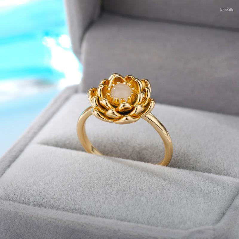 Cluster Rings Stainless Steel Lotus For Women Elegant Hollow Flower Opal Finger Ring Vintage Wedding Aesthetic Jewelry Gift BaugeCluster
Cluster Rings Stainless Steel Lotus For Women Elegant Hollow Flower Opal Finger Ring Vintage Wedding Aesthetic Jewelry Gift BaugeCluster