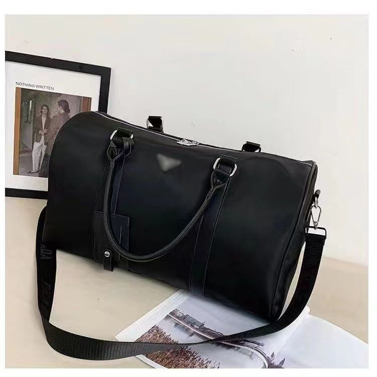 New men and women Oxford waterproof handbag fashion classic large-capacity luggage travel fitness storage bag, Black
New men and women Oxford waterproof handbag fashion classic large-capacity luggage travel fitness storage bag, Black