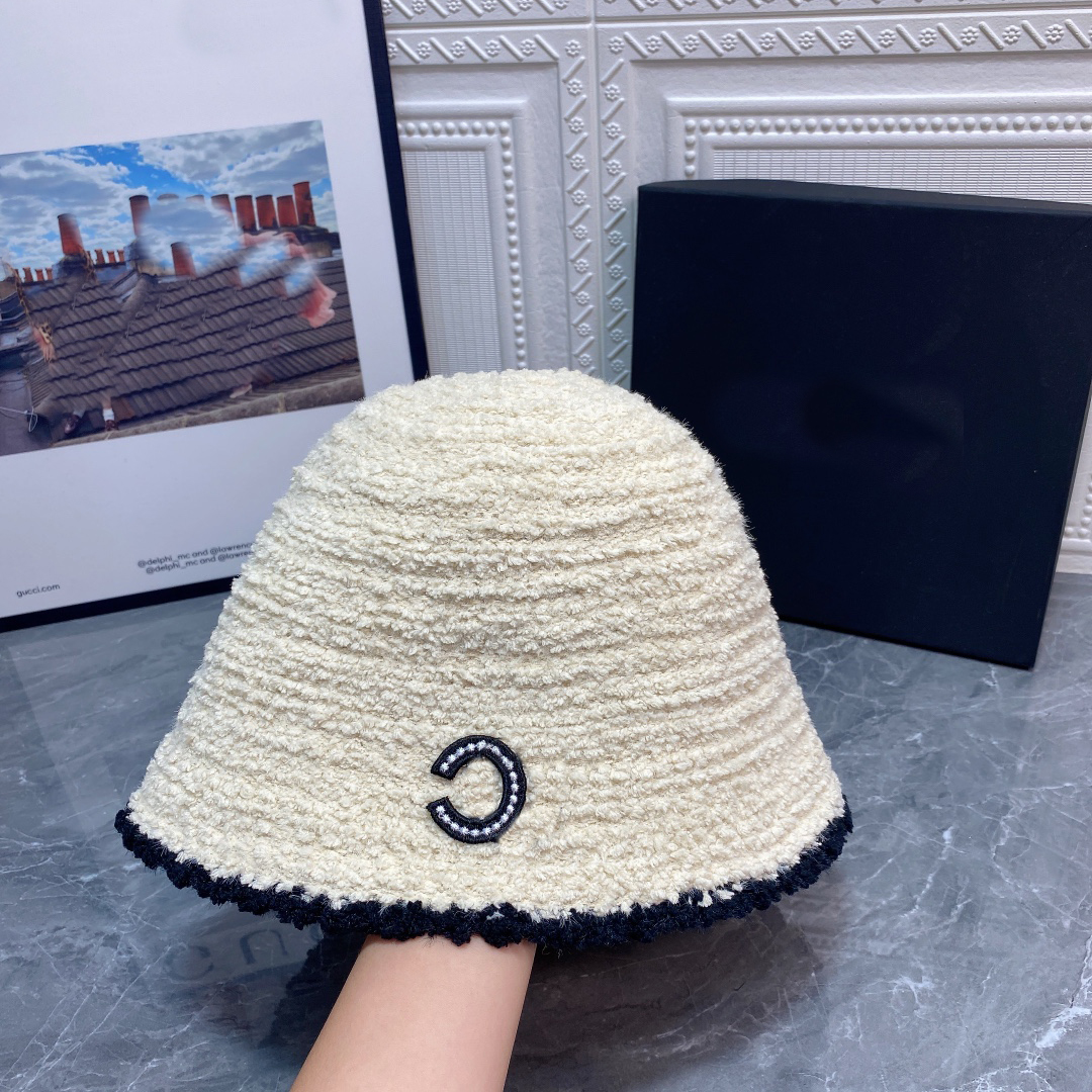 Luxury Designer Beanie Bucket Hat For Women Fashion Bonnet C Casquette Knitted Hats Winter Woolen Cap Little Jacquard Unisex Warm Skull Hat
Luxury Designer Beanie Bucket Hat For Women Fashion Bonnet C Casquette Knitted Hats Winter Woolen Cap Little Jacquard Unisex Warm Skull Hat