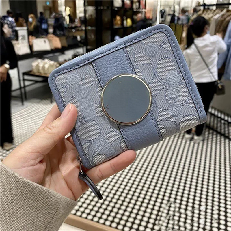 2023 New Macaron Joker Short Purse Jacquard Canvas Horizontal Square Canvas Zip Purses, Blue
2023 New Macaron Joker Short Purse Jacquard Canvas Horizontal Square Canvas Zip Purses, Blue
