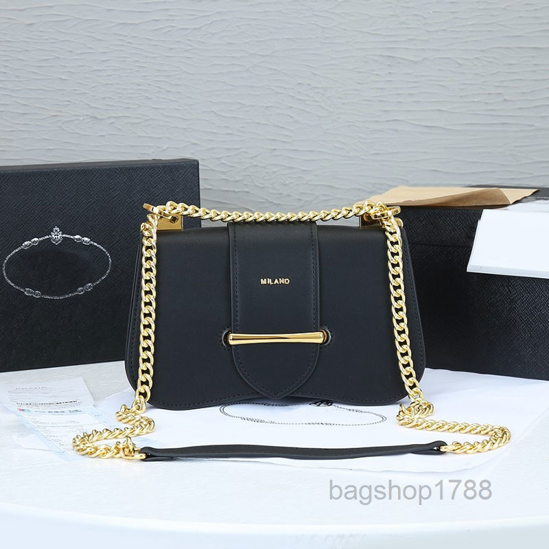 Evening Bags Women Chain Crossbody Bags Plain Cowhide Shoulder Bags Messenger Bag Hangbags Purse Golden Chain Triangle Sign Tongue elementM
Evening Bags Women Chain Crossbody Bags Plain Cowhide Shoulder Bags Messenger Bag Hangbags Purse Golden Chain Triangle Sign Tongue elementM