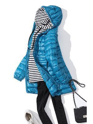 Women's Down Parkas Woman Duck Down Jackets Autumn Winter Ultralight Hooded Women Down Coat Portable Long Parkas Padded Puffer Overcoat 5XL 6XL 7