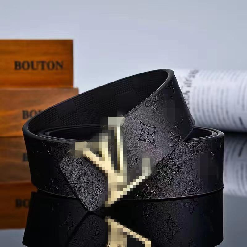 Luxury Classic Men Designers Belts Womens Mens Casual Letter Smooth Big gold Buckle Belt Highly Quality Width, High quality belt + gift box
Luxury Classic Men Designers Belts Womens Mens Casual Letter Smooth Big gold Buckle Belt Highly Quality Width, High quality belt + gift box