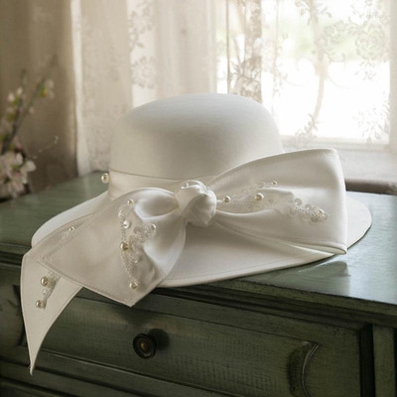Berets Vintage Wide Brim Flat Satin Fedora Hat Women Big Bowknot Sombrero Cap Bride Summer Spring Sun Fascinator HatBerets, Picture shown
Berets Vintage Wide Brim Flat Satin Fedora Hat Women Big Bowknot Sombrero Cap Bride Summer Spring Sun Fascinator HatBerets, Picture shown