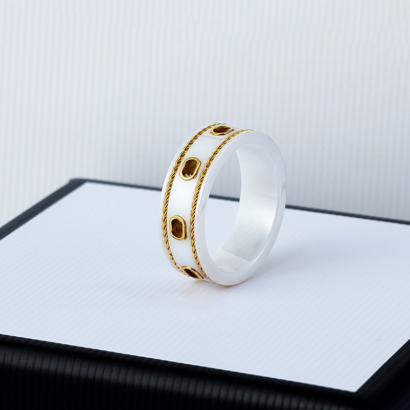 Luxury designer ring for women mens rings gold ring woman letter Ceramics Anniversary Engagement Christmas Gift Party Simple Jewelry Accessories Couple
Luxury designer ring for women mens rings gold ring woman letter Ceramics Anniversary Engagement Christmas Gift Party Simple Jewelry Accessories Couple