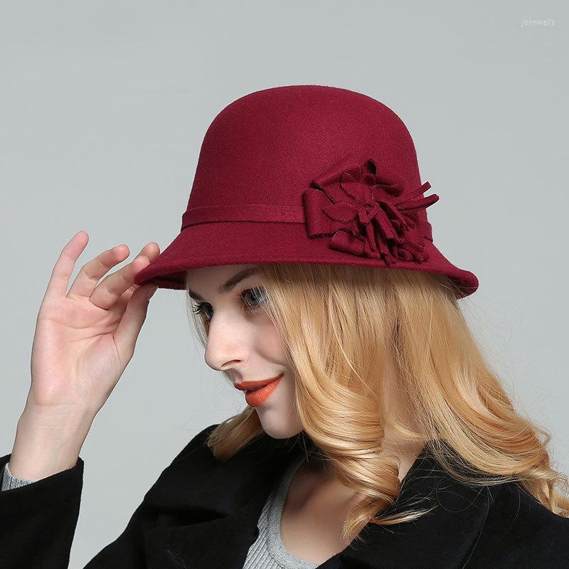 Berets Fashion Women Warm Wool Felt Fedora Flowers Hat Vintage Wide Brim Autumn Winter Noble Elegant Party Cotton Bucket CapsBerets, Black
Berets Fashion Women Warm Wool Felt Fedora Flowers Hat Vintage Wide Brim Autumn Winter Noble Elegant Party Cotton Bucket CapsBerets, Black
