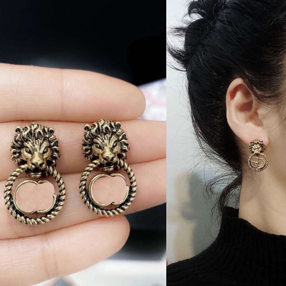 mysterious women stud tiger vintage jewelry big circle earrings designer metal luxury diamond letter pendant shape gold color 925s pin silver
mysterious women stud tiger vintage jewelry big circle earrings designer metal luxury diamond letter pendant shape gold color 925s pin silver