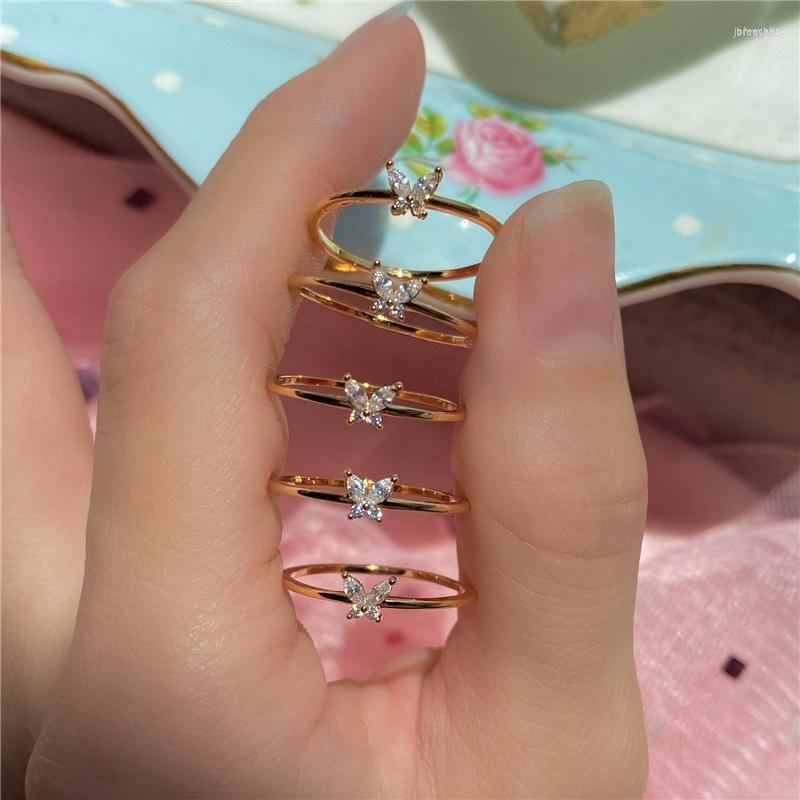 Cluster Rings Korean Trendy Sweet Transparent Butterfly Shining Crystal Zircon Ring For Women Princess Luxury Jewelry Wedding Party Gift
Cluster Rings Korean Trendy Sweet Transparent Butterfly Shining Crystal Zircon Ring For Women Princess Luxury Jewelry Wedding Party Gift