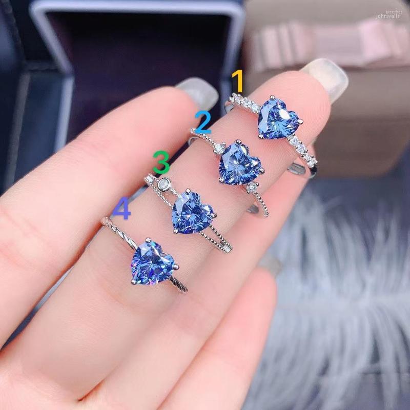 Cluster Rings Brand 1.0CT Blue Heart-Shaped Mosson Diamond Ring VVS1 Clarity GIA Creates A High Fashion Sense Of Engagement For Women
Cluster Rings Brand 1.0CT Blue Heart-Shaped Mosson Diamond Ring VVS1 Clarity GIA Creates A High Fashion Sense Of Engagement For Women