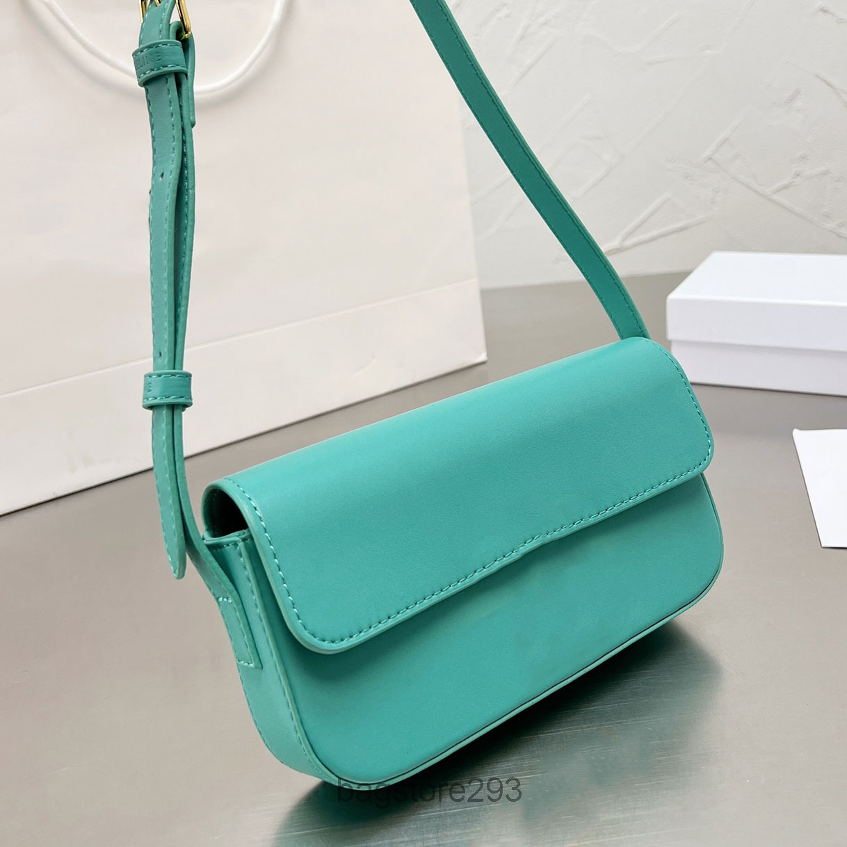 TEEN TRIOMPHE Top Quality Leather Shoulder Bag Women's Men Tote Flap Crossbody Bags Luxury Designer Woman Fashion Evening Camera 2022, Beige
TEEN TRIOMPHE Top Quality Leather Shoulder Bag Women's Men Tote Flap Crossbody Bags Luxury Designer Woman Fashion Evening Camera 2022, Beige