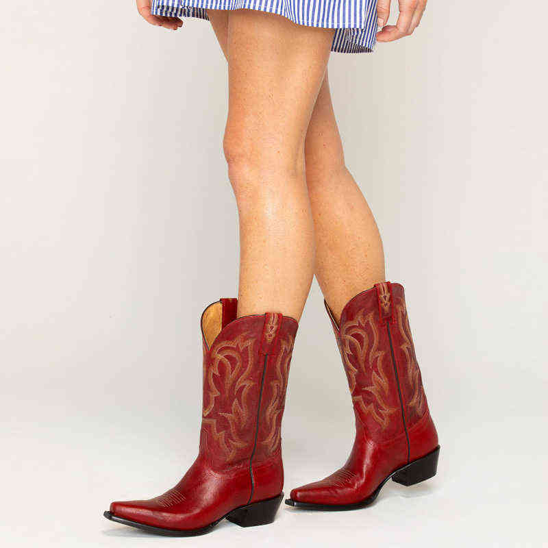 Boots New Red Black Pu Cowboy Boots For Women Pointed Toe Mid-Calf Embroidered Chunky Heel Boot Female Autumn Winter Shoes T220915
Boots New Red Black Pu Cowboy Boots For Women Pointed Toe Mid-Calf Embroidered Chunky Heel Boot Female Autumn Winter Shoes T220915