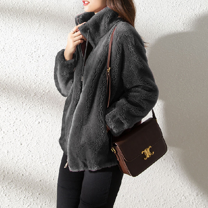Winter Hoodies acket plus velvet thickened double-sided velvet stand-up collar warm sweater women's cardigan zipper fleece, Brown
Winter Hoodies acket plus velvet thickened double-sided velvet stand-up collar warm sweater women's cardigan zipper fleece, Brown
