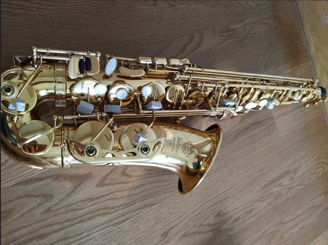 Mark VI Saxophone Model Gold Lacquer E Flat Alto Sax Eb with Case Accessories Professional Musical Instrument Brass Sax
Mark VI Saxophone Model Gold Lacquer E Flat Alto Sax Eb with Case Accessories Professional Musical Instrument Brass Sax